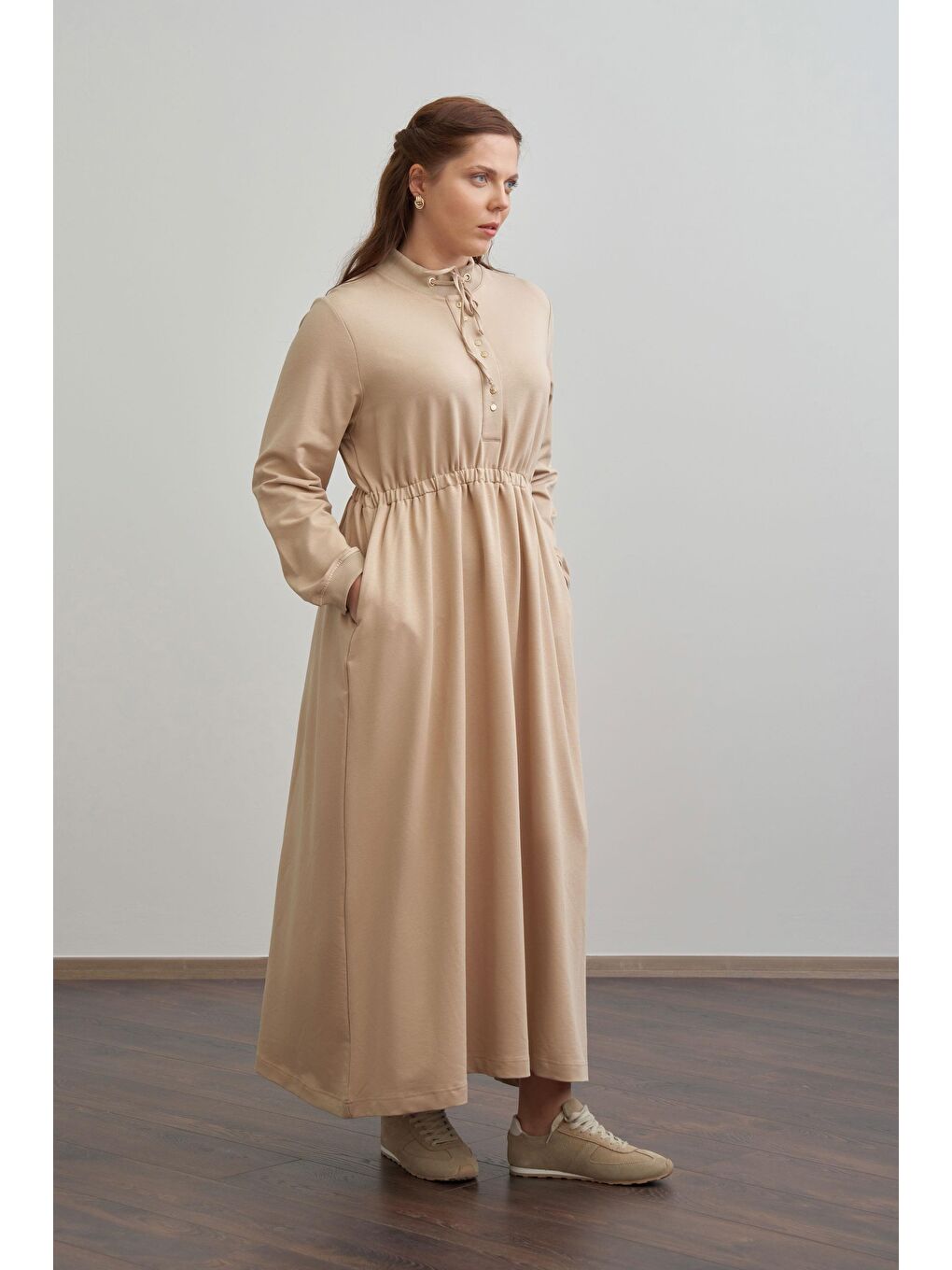 Bej-Pamuklu Yarım Patlı Elbise-1