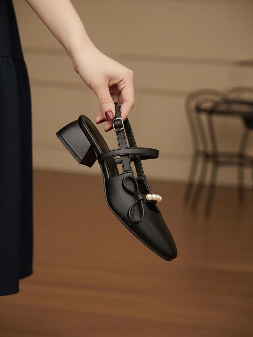 Kadın Veran Siyah Fiyonk Taş Detaylı Klasik Topuklu Ayakkabı-4