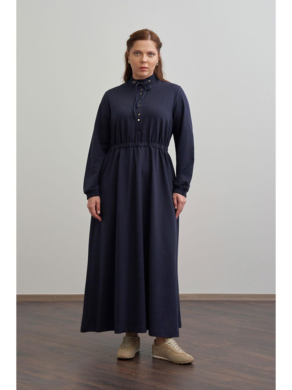 Lacivert-Pamuklu Yarım Patlı Elbise