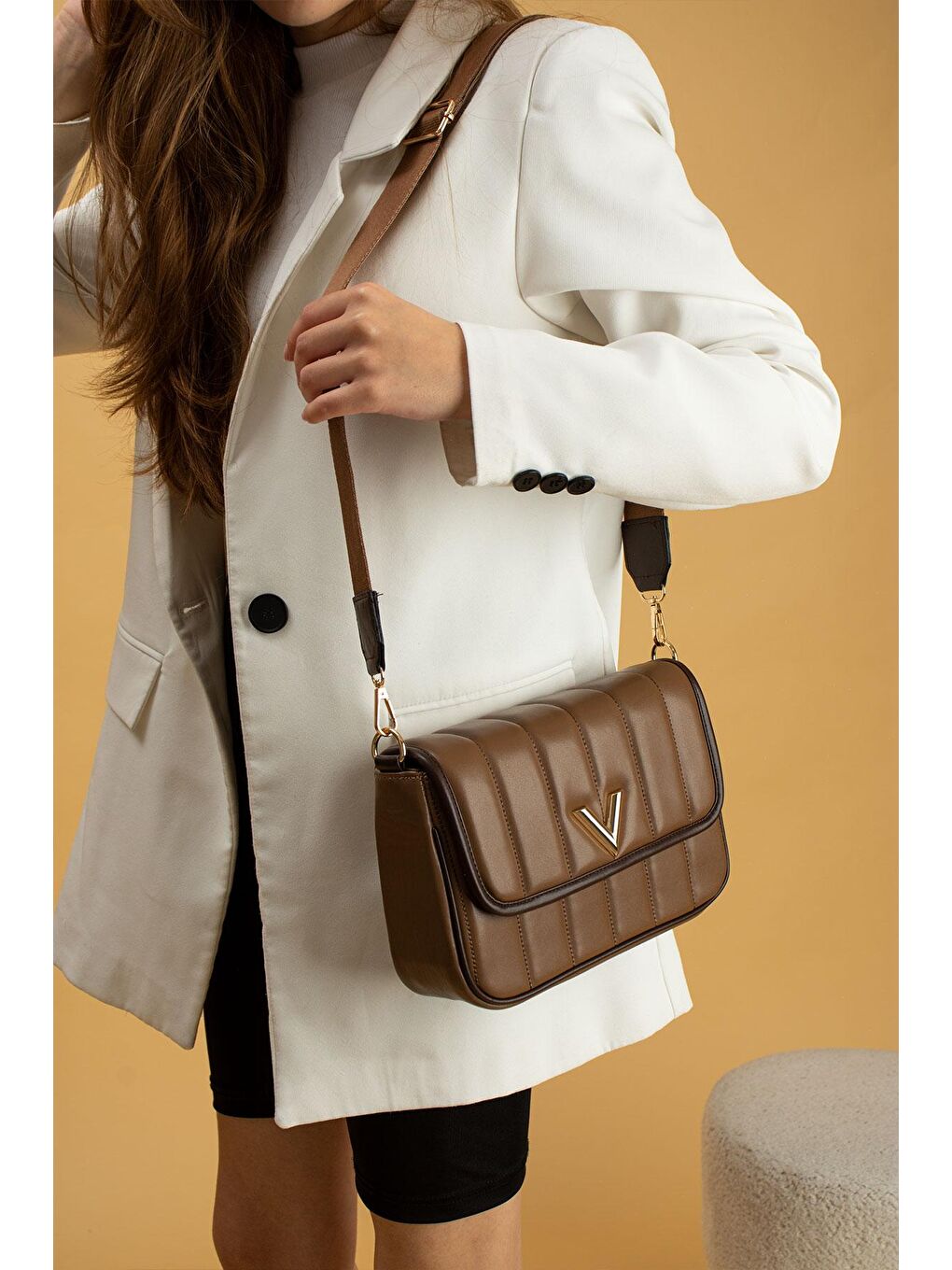 Bej Ayarlanabilir Asklı 2 Bölmeli Mıknatıs Kapamalı Kadın Omuz Çantası BAG1448-23Ç-1