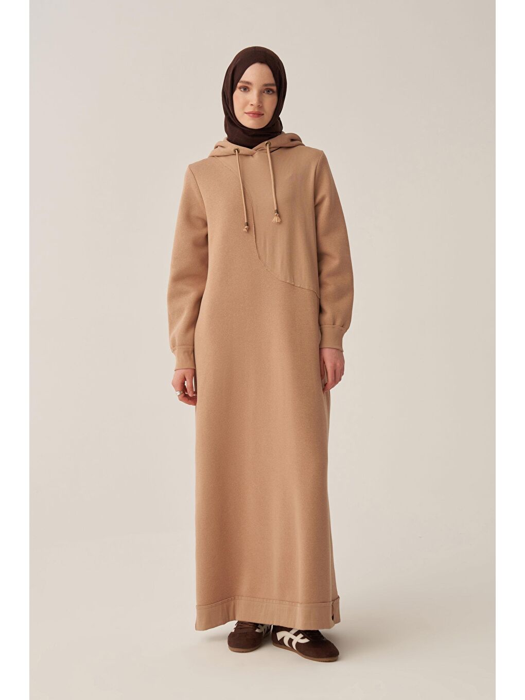 Bej-Pamuklu Kapüşonlu Şardonlu Elbise-1