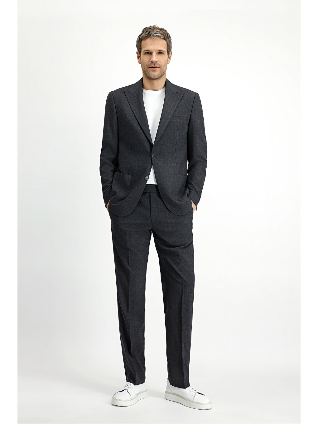 Antrasit Regular Fit Çizgili Takım Elbise-3