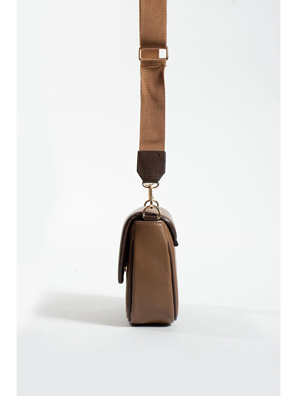 Bej Ayarlanabilir Asklı 2 Bölmeli Mıknatıs Kapamalı Kadın Omuz Çantası BAG1448-23Ç-4