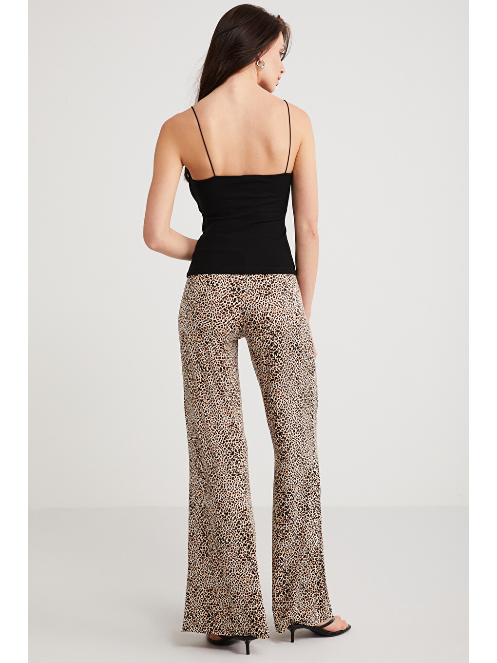 Ayane Kadın Pamuklu Slim Fit İnce Askılı Kare Yakalı Basic Turuncu Atlet Siyah Atlet-3