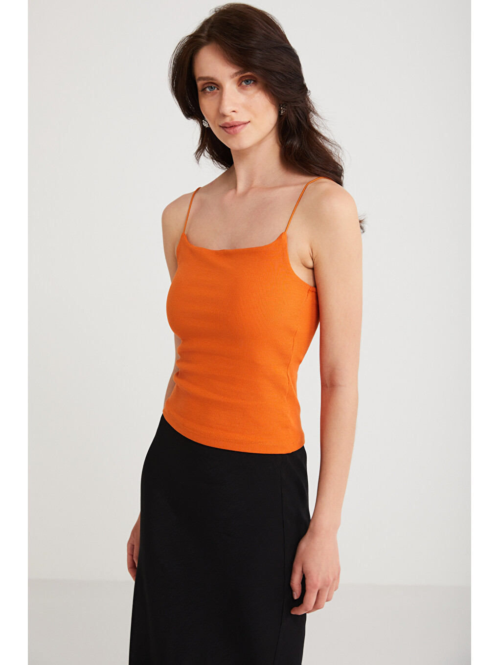 Ayane Kadın Pamuklu Slim Fit İnce Askılı Kare Yakalı Basic Turuncu Atlet Turuncu Atlet-2