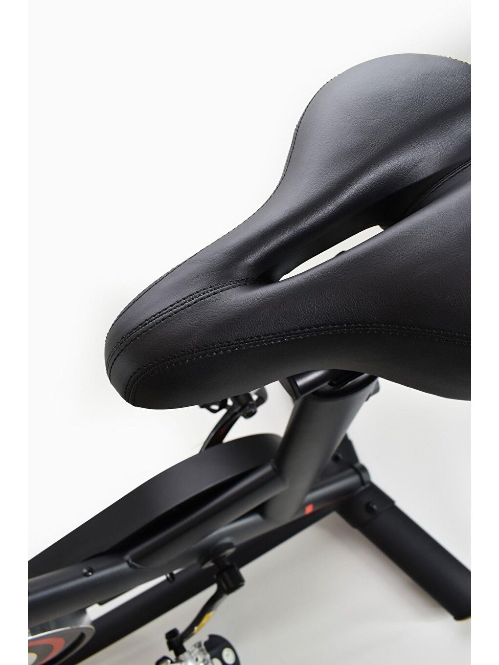 Siyah Life Spinning Kondisyon Bisikleti Spin Bike Direnç Ayarlanabilir Nabız Ölçer 8 Kg Disk-4