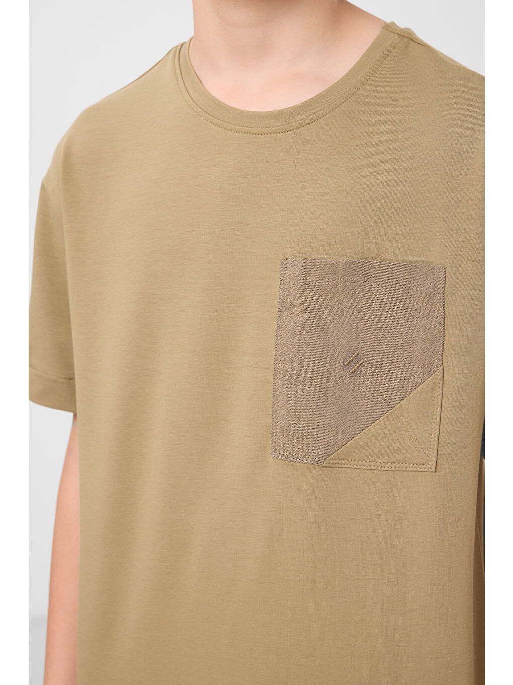 Koyu Bej-Camel Pamuklu Oversize Fit Dokuma Hafif Esnek Chino Erkek Çocuk Şort Takım - 11278-3