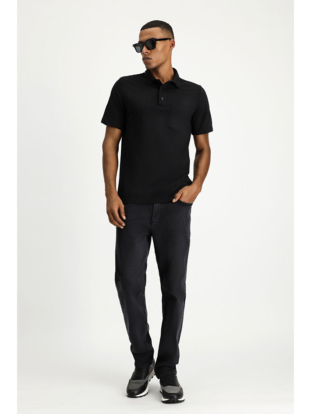 Siyah Regular Fit Pamuklu Nakışlı Cepli Polo Yaka Büyük Beden Tişört-1