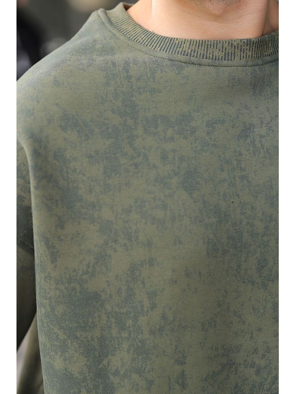 Haki Bisiklet Yaka Batik Desenli Erkek Sweatshirt Pantolon Takım E7344-3