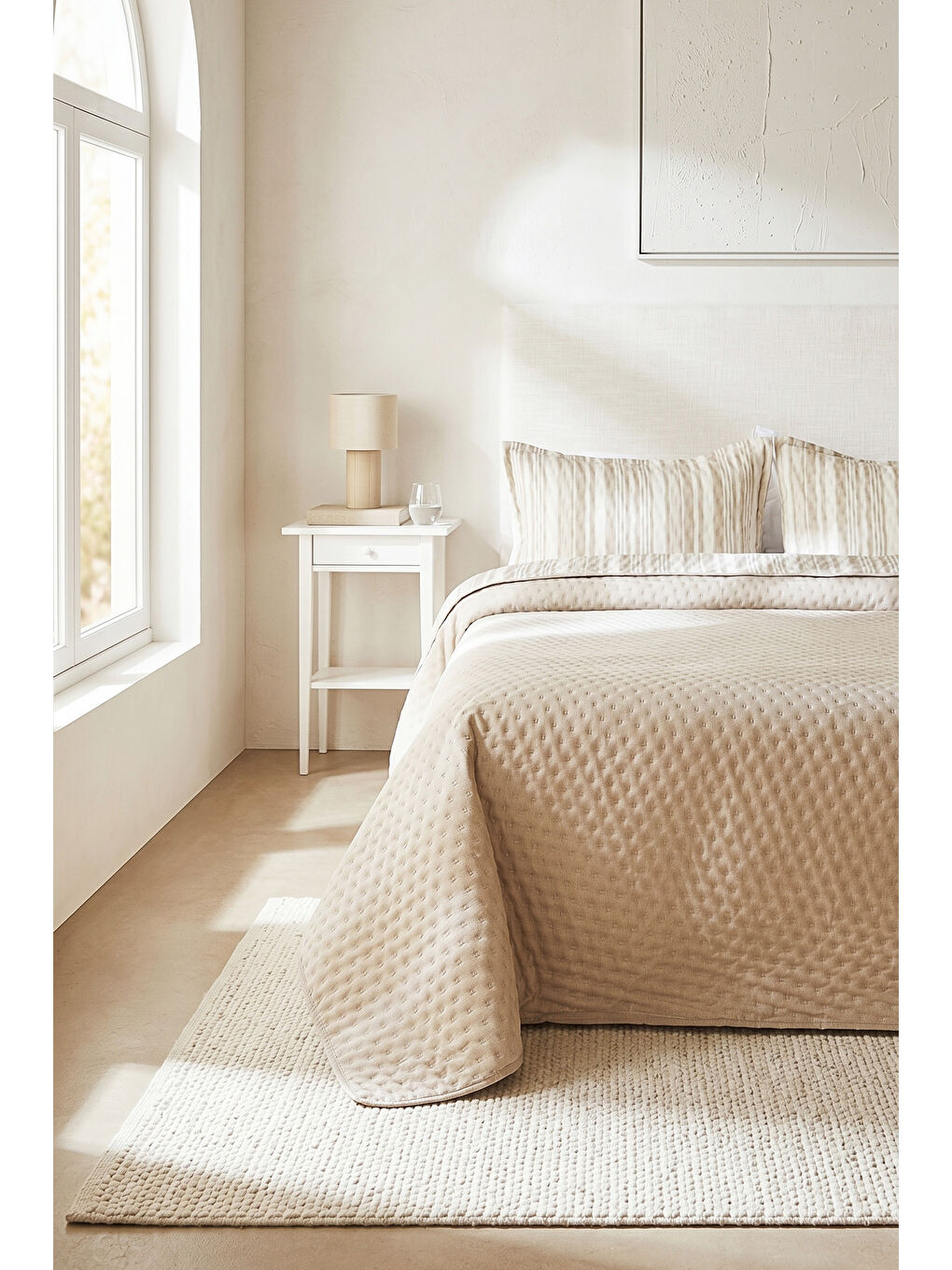 Pamuklu Kapitoneli Bej Renk Çizgi Desen Çift Kişilik Yatak Örtüsü Seti 1 Adet 250 x 230 / 2 Adet 50-1