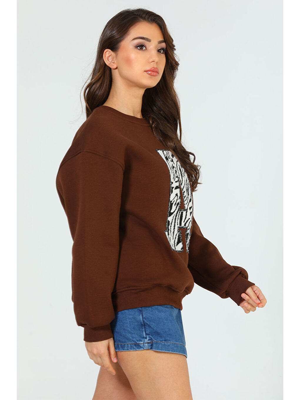 GÜLSELİ Kahverengi Kadın Nakışlı Şardonlu Üç İplik Sweatshirt - 2