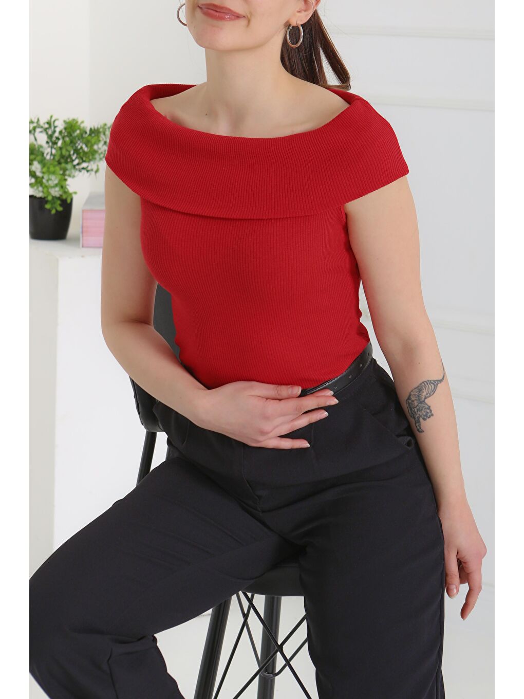 Kırmızı Madonna Yaka Bady Kirmizi - 27138-4