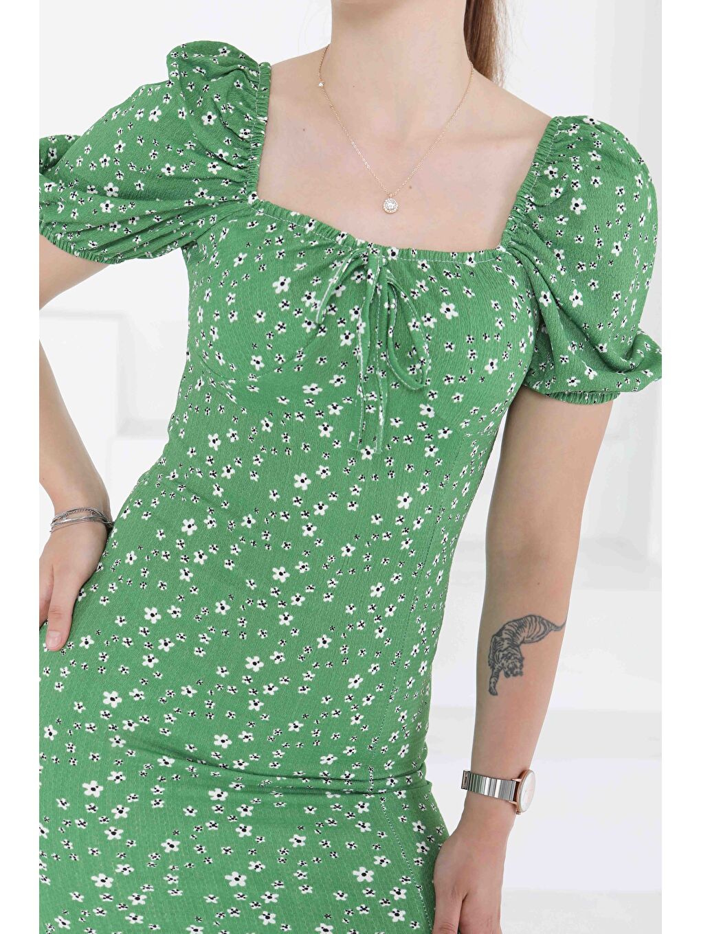 Yeşil Prenses Kol Yırtmaçlı Elbise Yesil - 27291-4