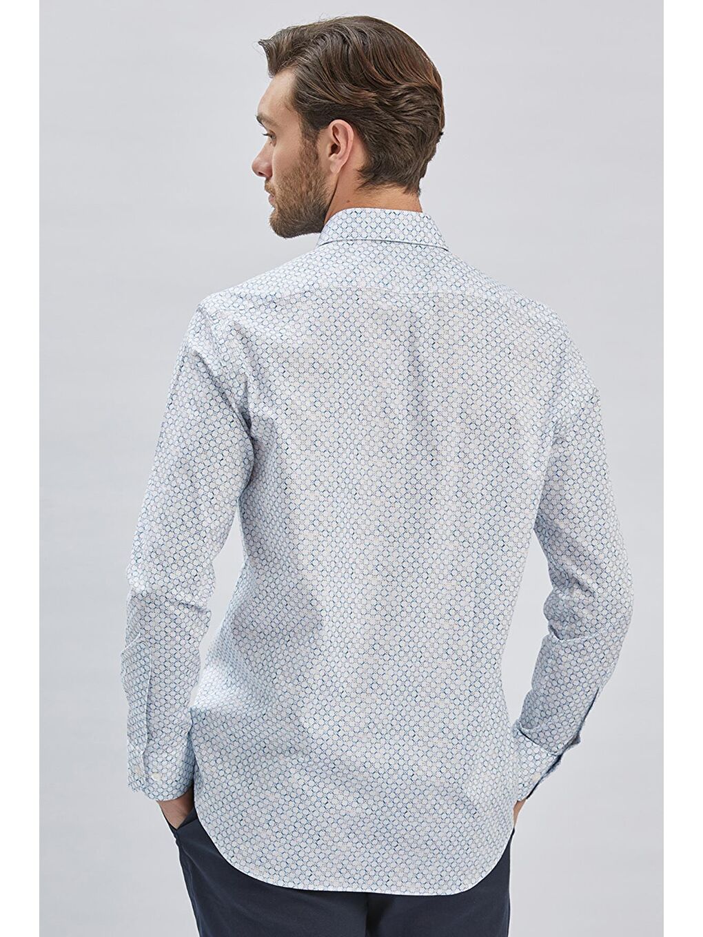 Koyu Mavi Uzun Kollu Baskılı  Sert Yaka Cepli Klasik Comfort Fit Gömlek 1004240107-5