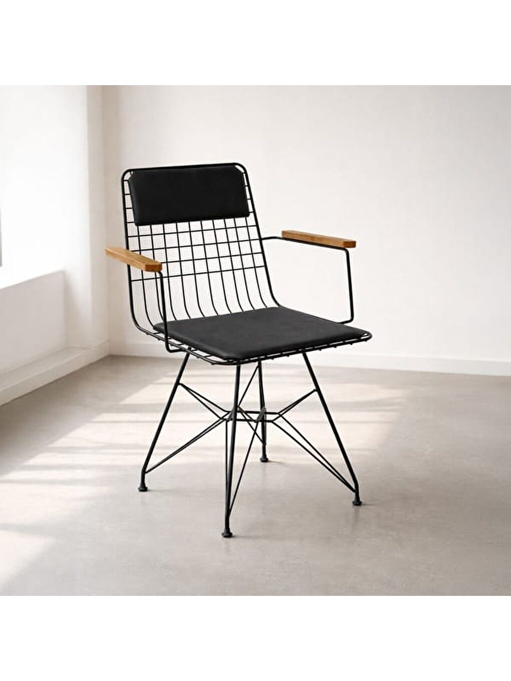 Kollu Sandalye - Siyah
