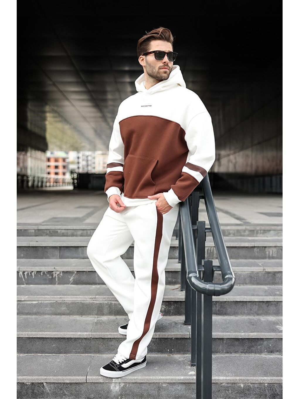 Ekru Alt Üst Kapüşonlu Eşofman Takımı E7340-2