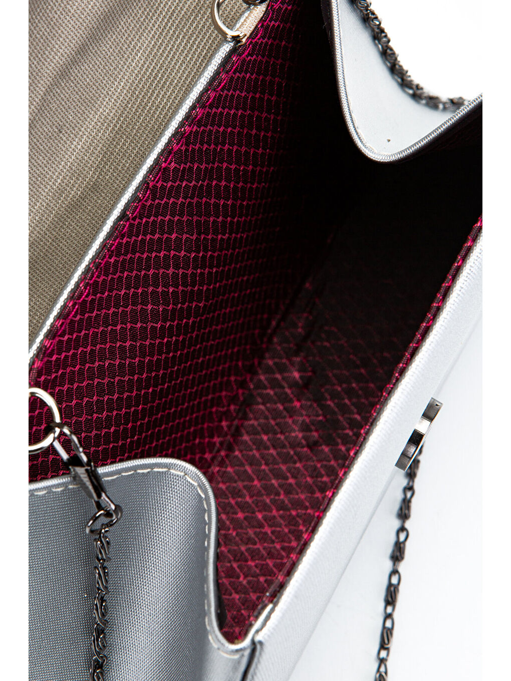 Gri Minimalist Tasarım Simli Kapaklı Lip Abiye El Çantası Gümüş-5