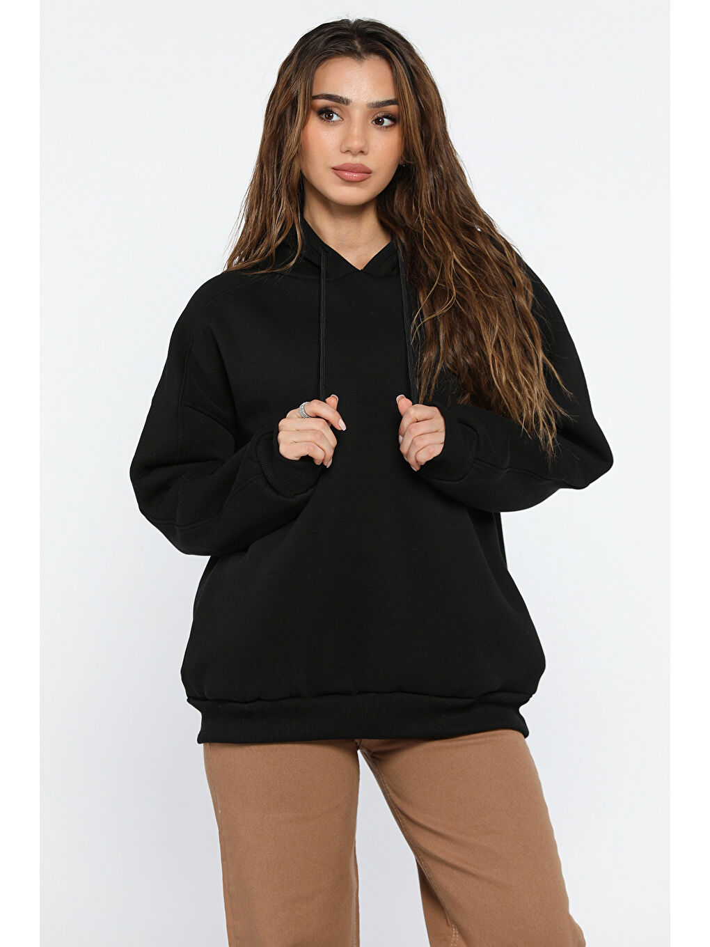 GÜLSELİ Siyah Kadın Kapüşonlu Üç İplik Şardonlu Oversize Sweatshirt - 1