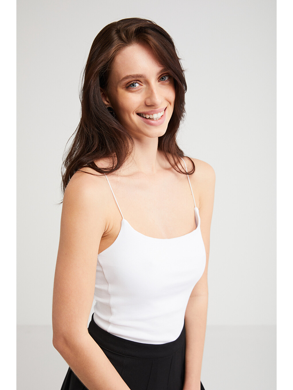 Ayane Kadın Pamuklu Slim Fit İnce Askılı Kare Yakalı Basic Turuncu Atlet Beyaz Atlet-4