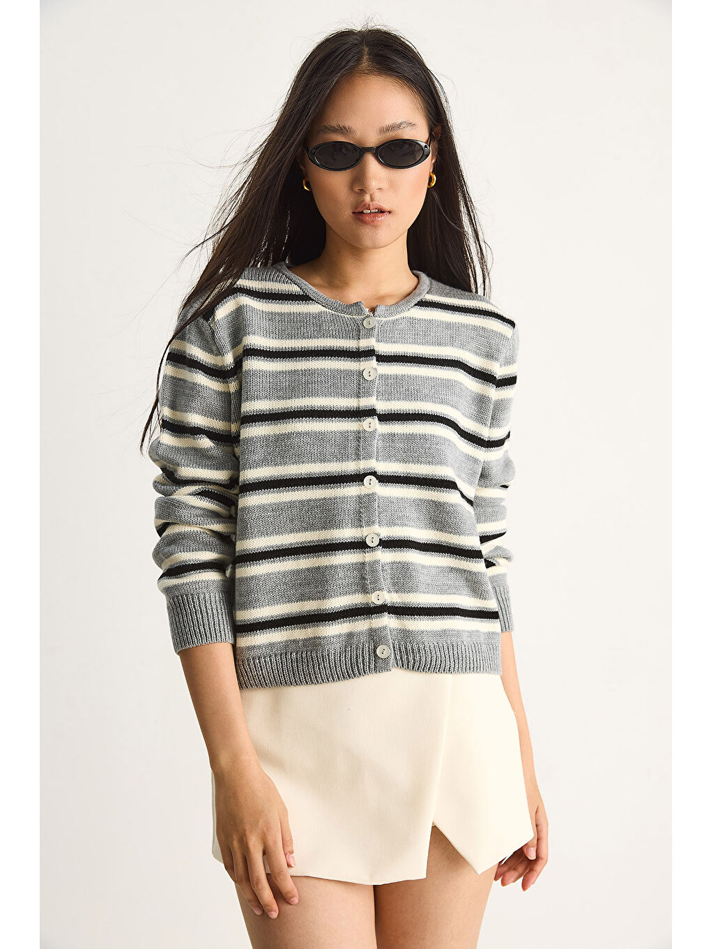 Gri Kadın Çizgili Bisiklet Yaka Triko Hırka-4