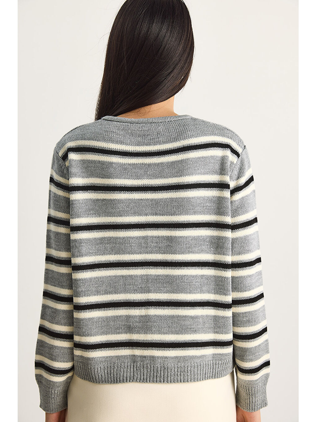 Gri Kadın Çizgili Bisiklet Yaka Triko Hırka-6