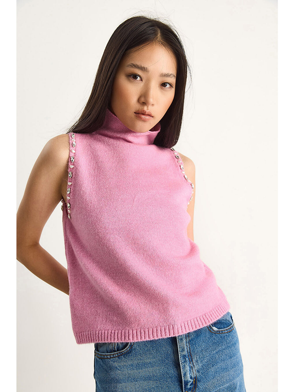 Pembe Kadın Taş Detaylı Yarım Balıkçı Yaka Triko Bluz-4