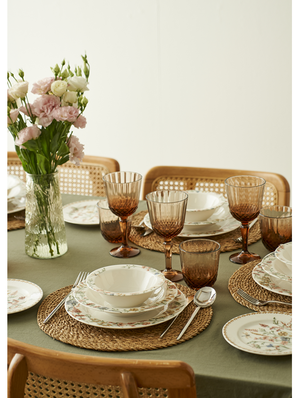 Karışık Flores Porselen 48 Parça 12 Kişilik Yemek Takımı-1