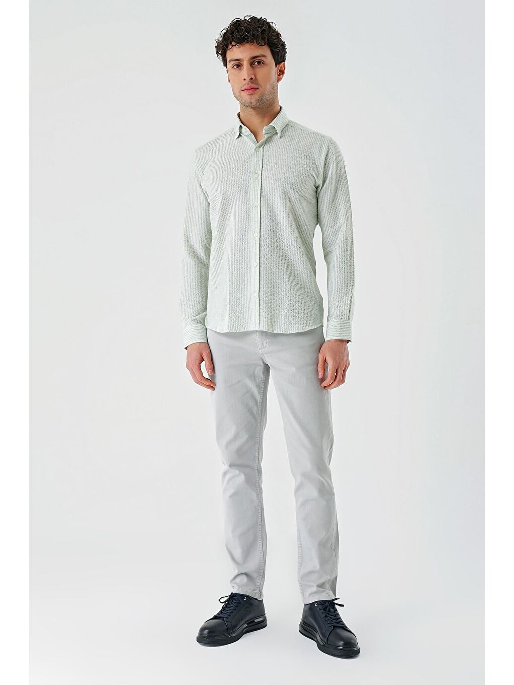 Koyu Yeşil Uzun Kollu Biritli Yaka Pamuklu Elastanlı Casual Slim Fit Gömlek 1004240233-3