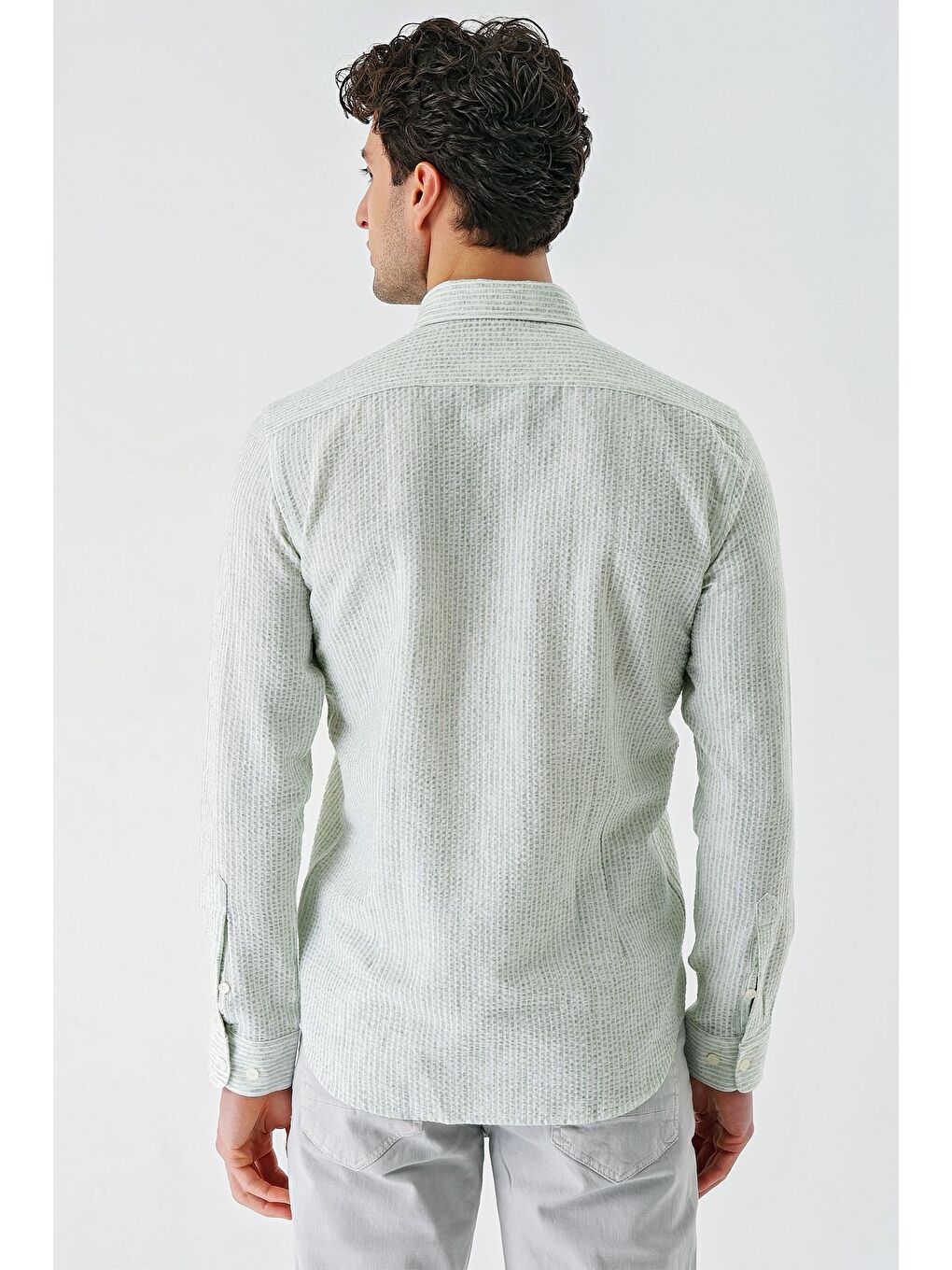 Koyu Yeşil Uzun Kollu Biritli Yaka Pamuklu Elastanlı Casual Slim Fit Gömlek 1004240233-6