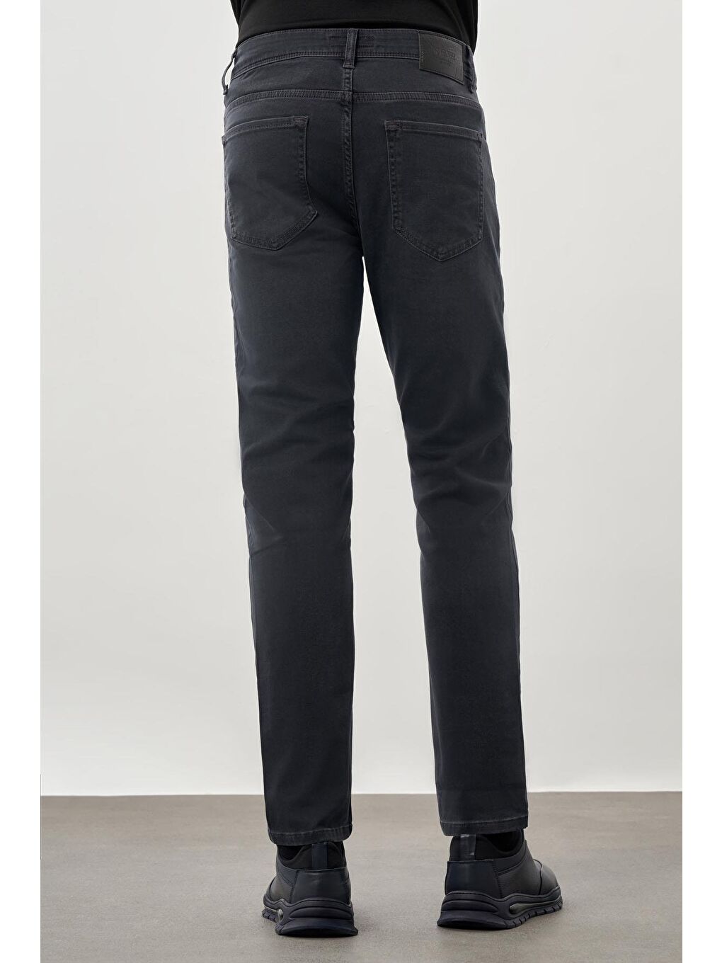 Koyu Antrasit Düz Gabardin Pamuklu 5 Cep Slim Fit Casual Denim Jean Pantolon 1023245158-3