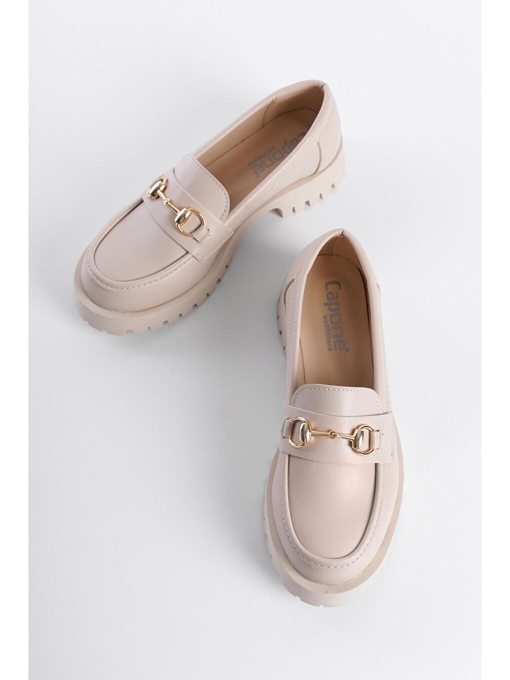 Bej Trak Tabanlı Metal Tokalı  Kadın Loafer