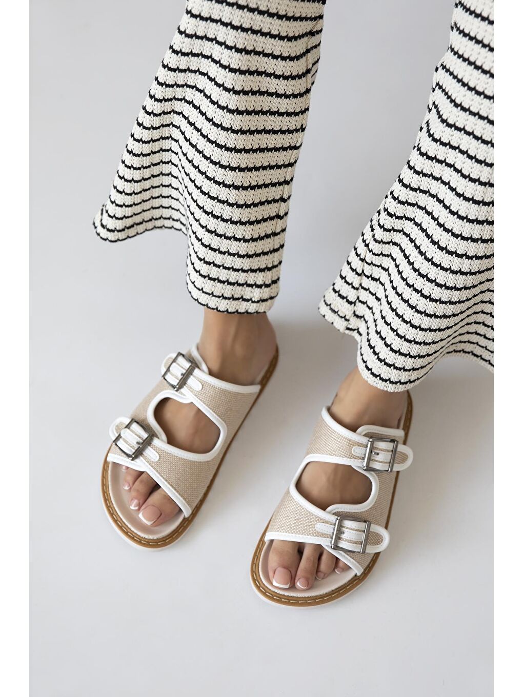 Moss Kadın Hasır Detay  Günlük Deri Terlik Beyaz-1