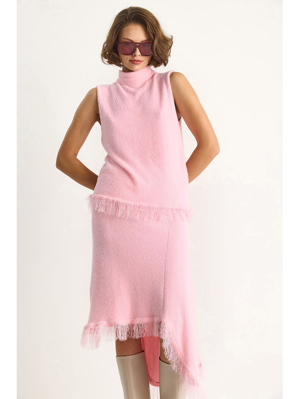 Pembe Kadın Püsküllü Asimetrik Örgü Etek Bluz Alt-Üst Takım-1