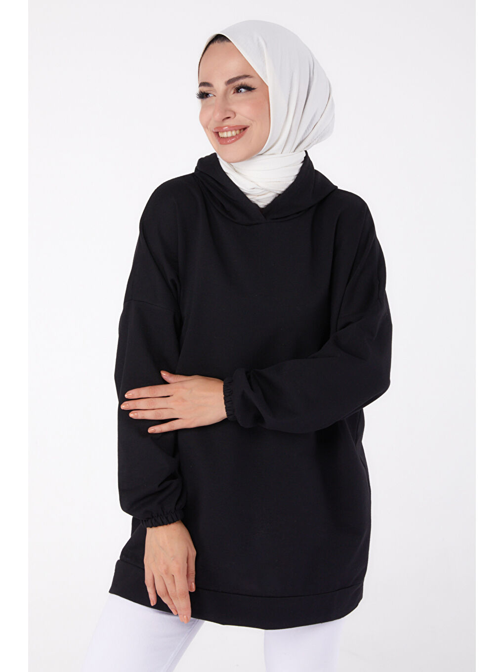 TOFİSA Düz Kapüşonlu Yaka Kadın Siyah Arkası Baskılı Sweatshirt   13327 - 3