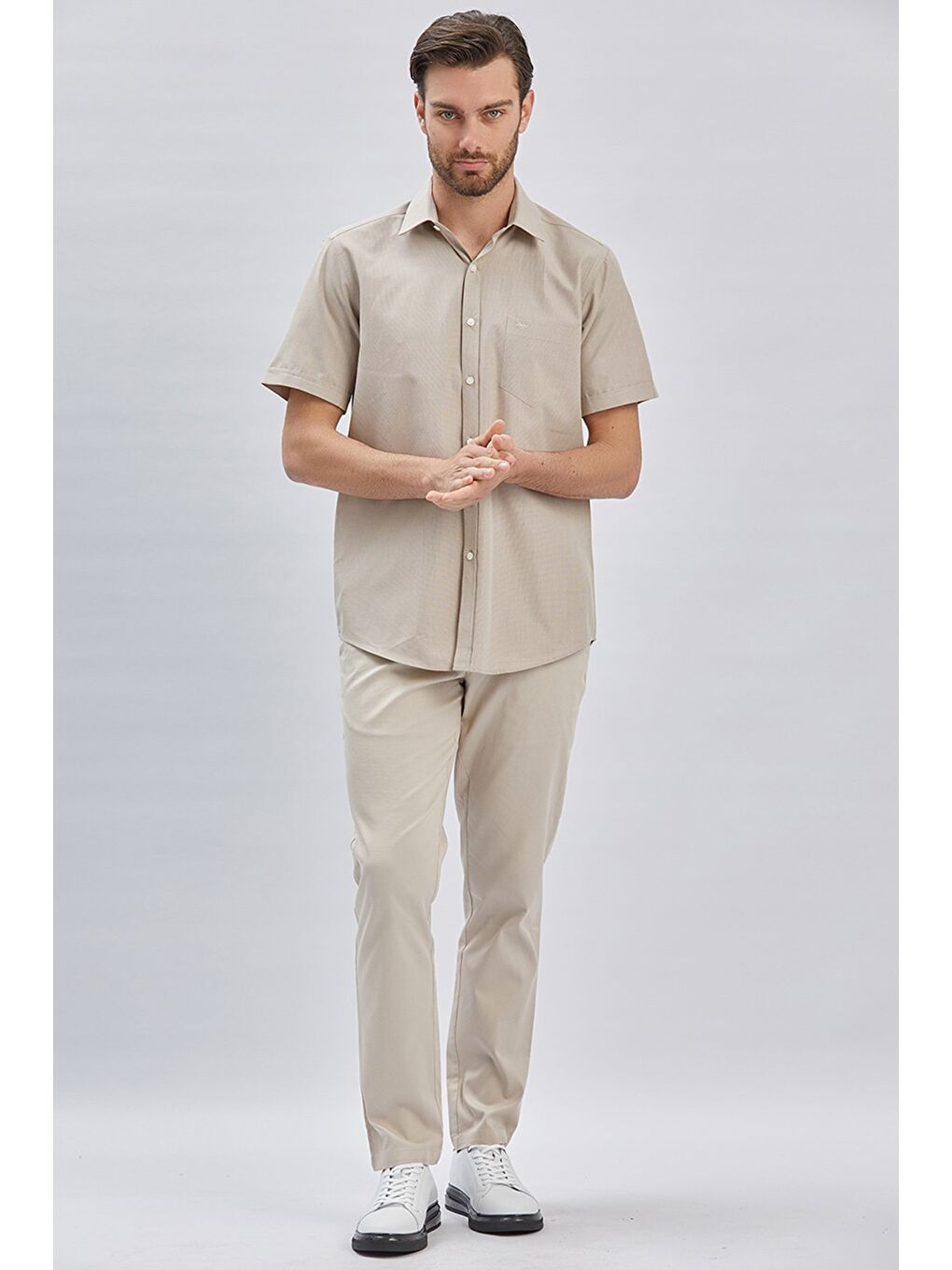 Koyu Bej Kısa Kollu Cepli Pamuklu Klasik Comfort Fit Rahat Kesim Gömlek 1004240231