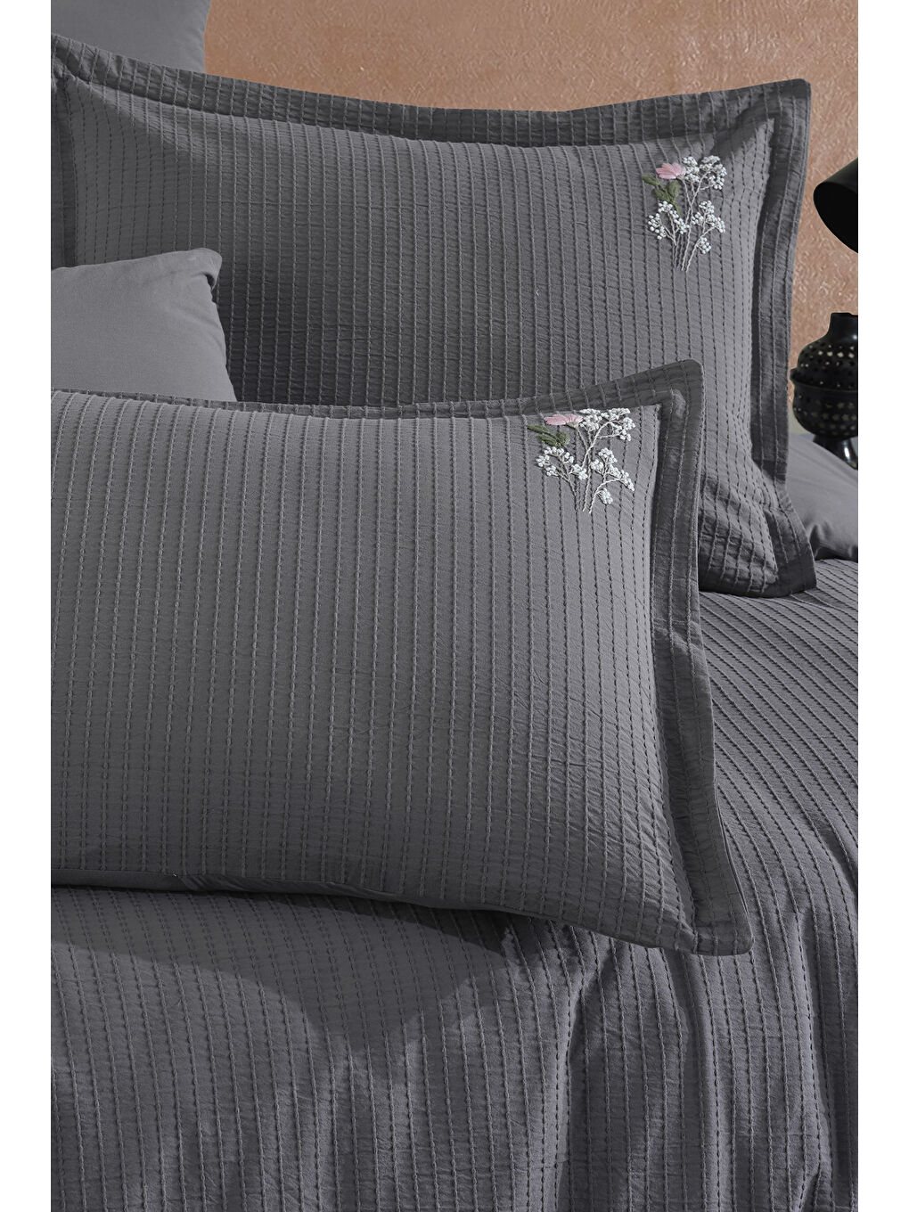 %100 Pamuk Çift Kişilik Nakışlı Nevresim Seti Eveya Antrasit-1