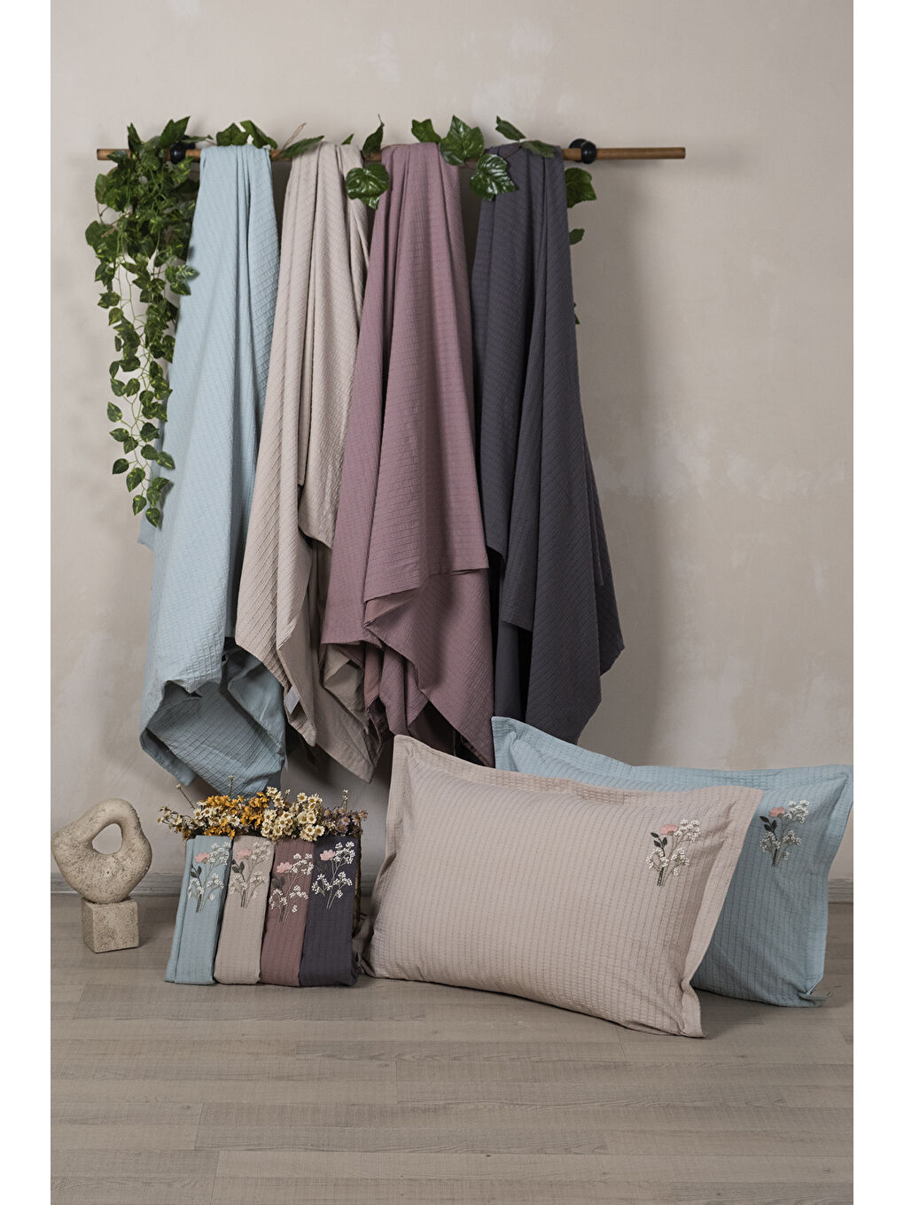 %100 Pamuk Çift Kişilik Nakışlı Nevresim Seti Eveya Antrasit-5