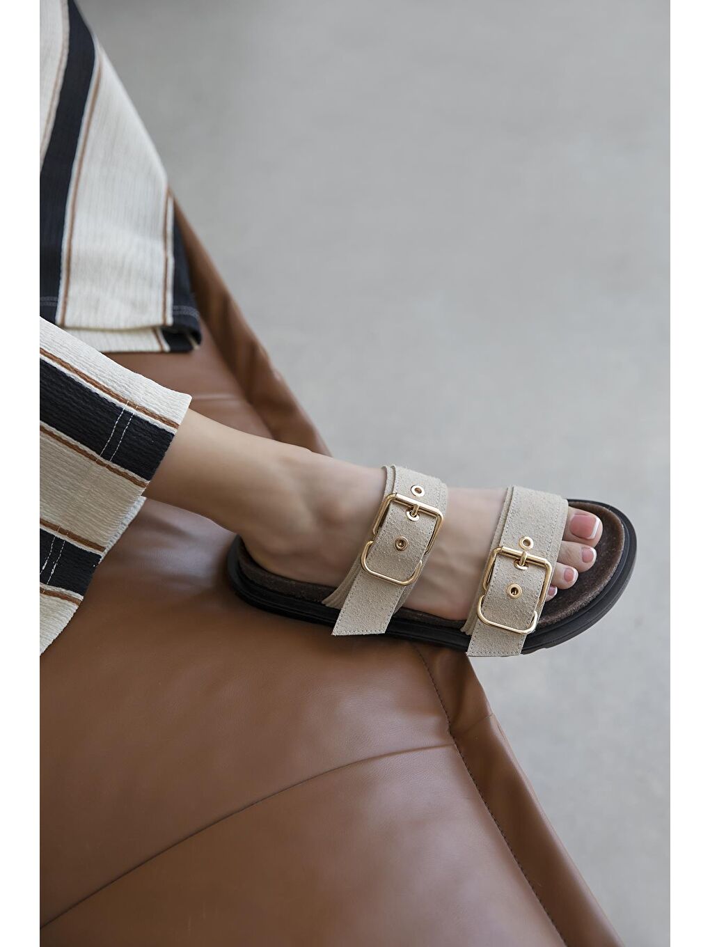 Gita Kadın Toka Detay Günlük Konfor Süet Terlik Bej-1