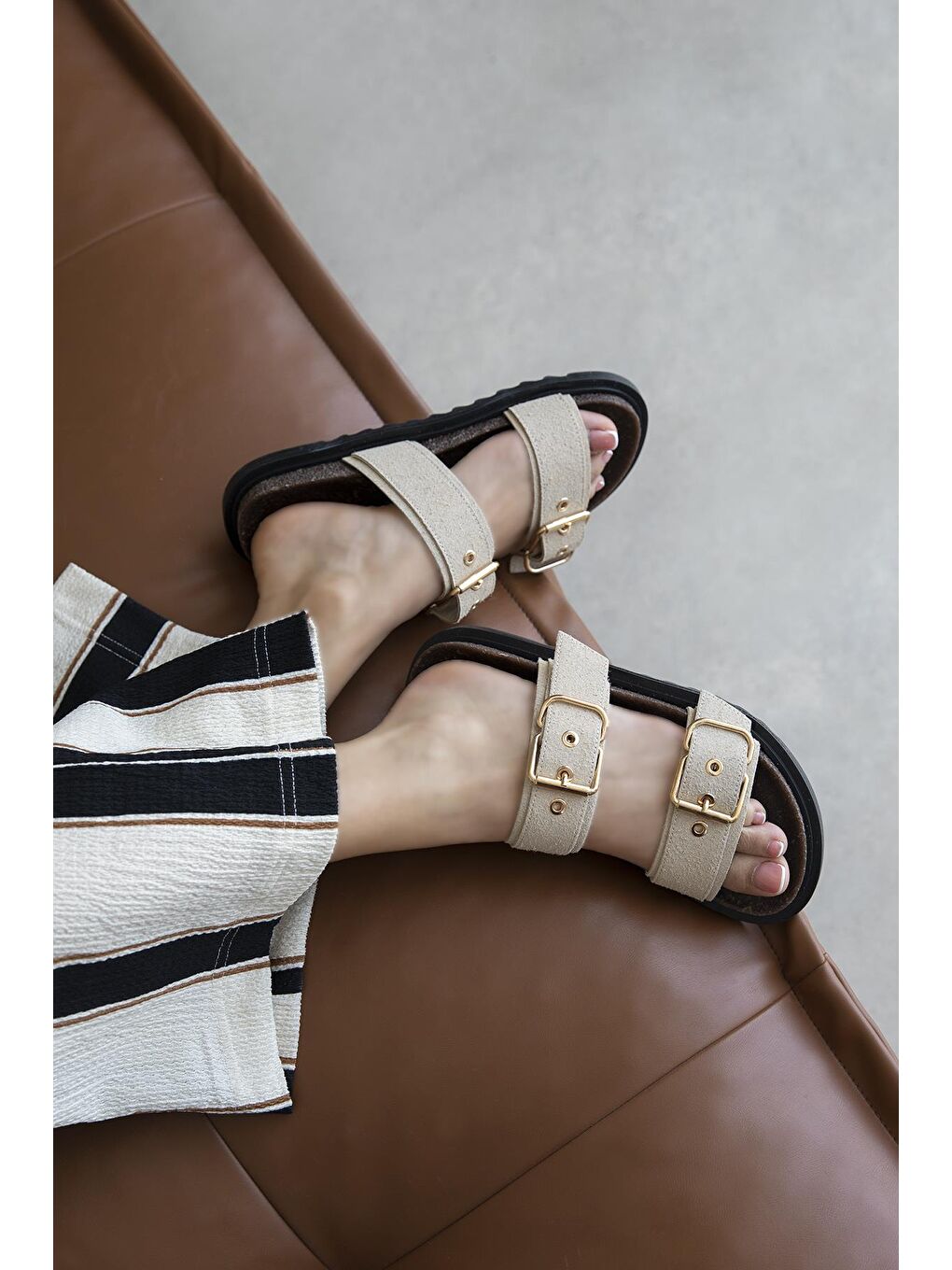 Gita Kadın Toka Detay Günlük Konfor Süet Terlik Bej-2