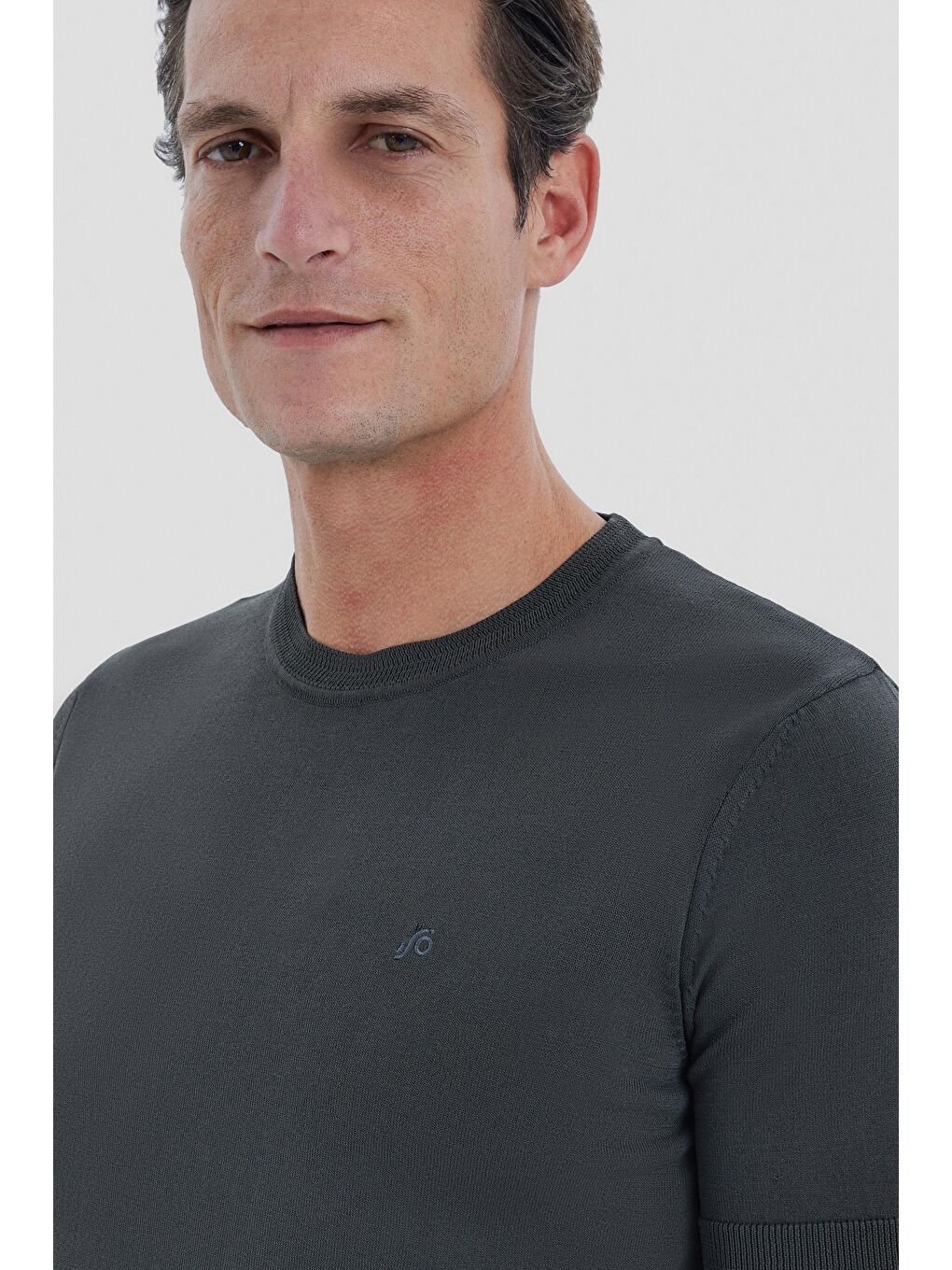 Koyu Yeşil Slim Fit Triko Bisiklet Yaka Tişört-3