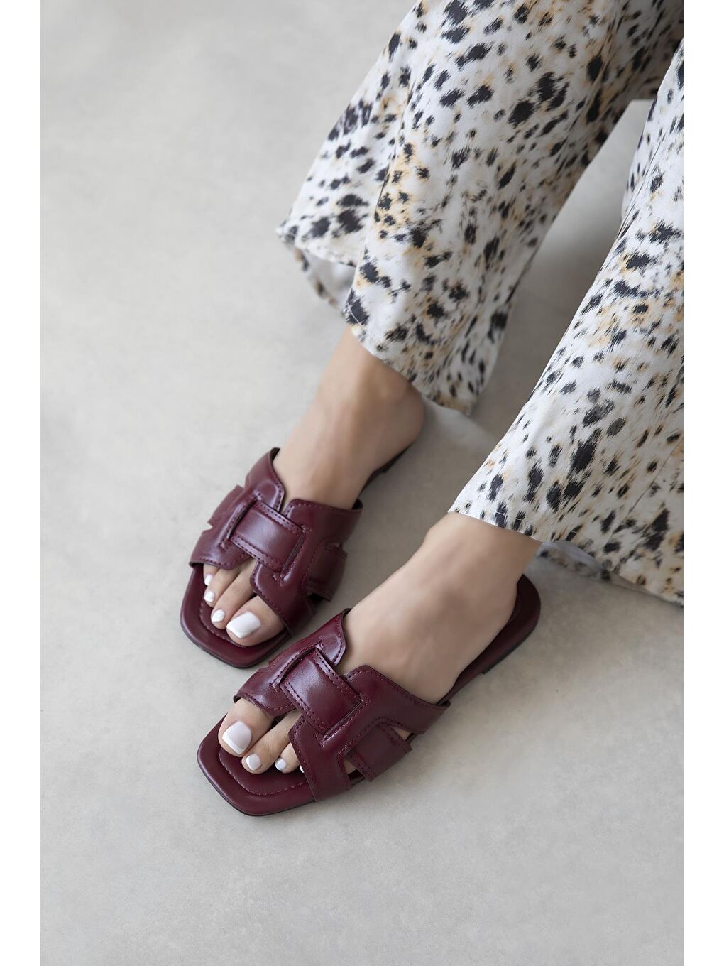 Huxx  Kadın Tek Bant  Günlük Deri Terlik Bordo