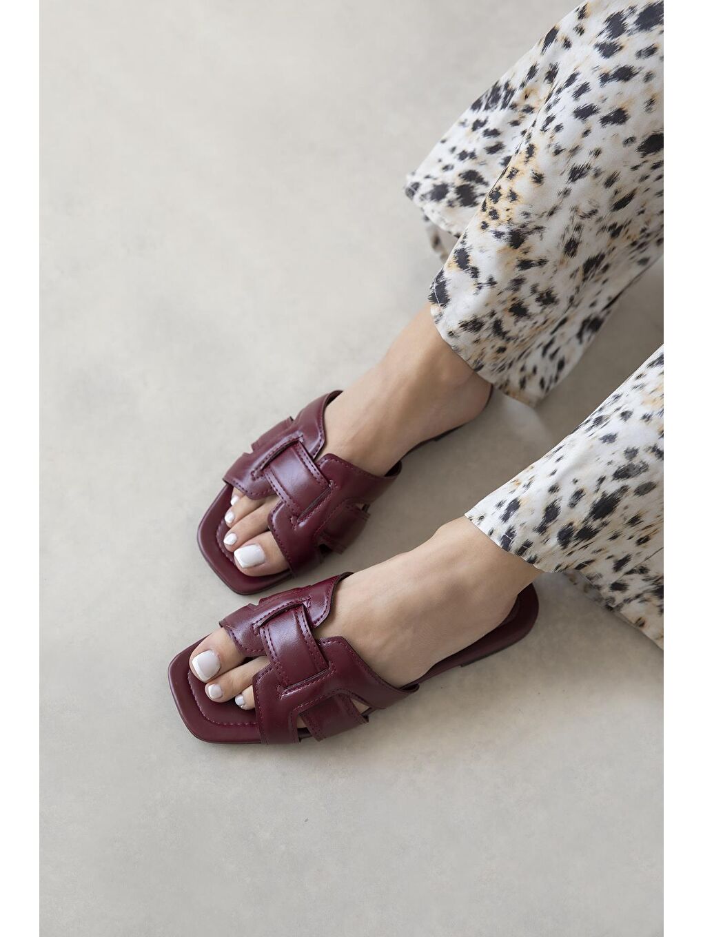 Huxx  Kadın Tek Bant  Günlük Deri Terlik Bordo-1