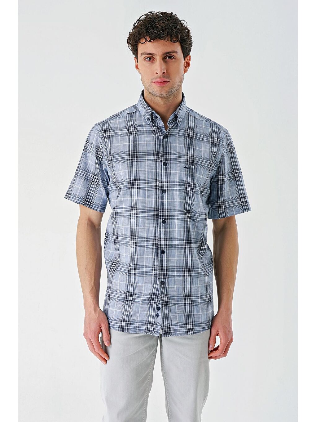 Koyu Lacivert Kısa Kollu Ekoseli Cepli %100 Pamuk Klasik Comfort Fit Rahat Kesim Gömlek 1004240195