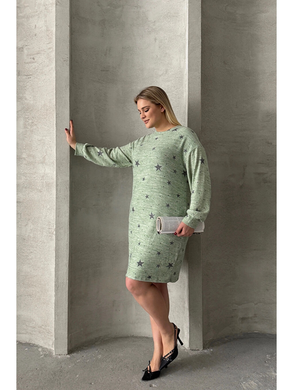 Yeşil Büyük Beden Uzun Kollu Bisiklet Yaka Yıldız Desenli Esnek Elbise 84-158-3
