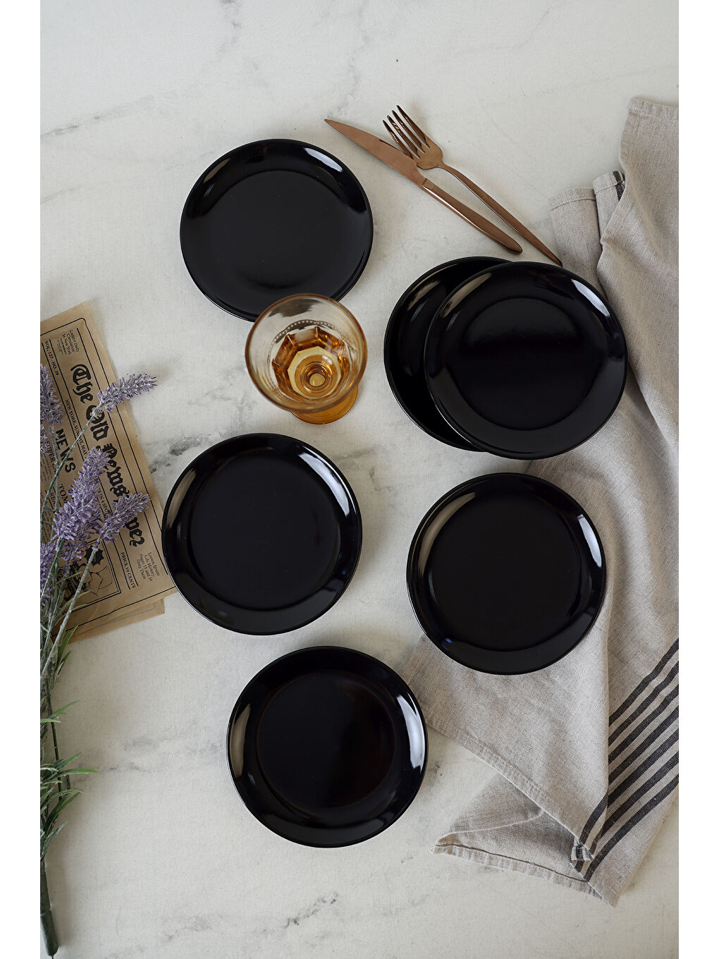 Siyah Delta Pasta Tabağı 17 Cm 6 Adet-5