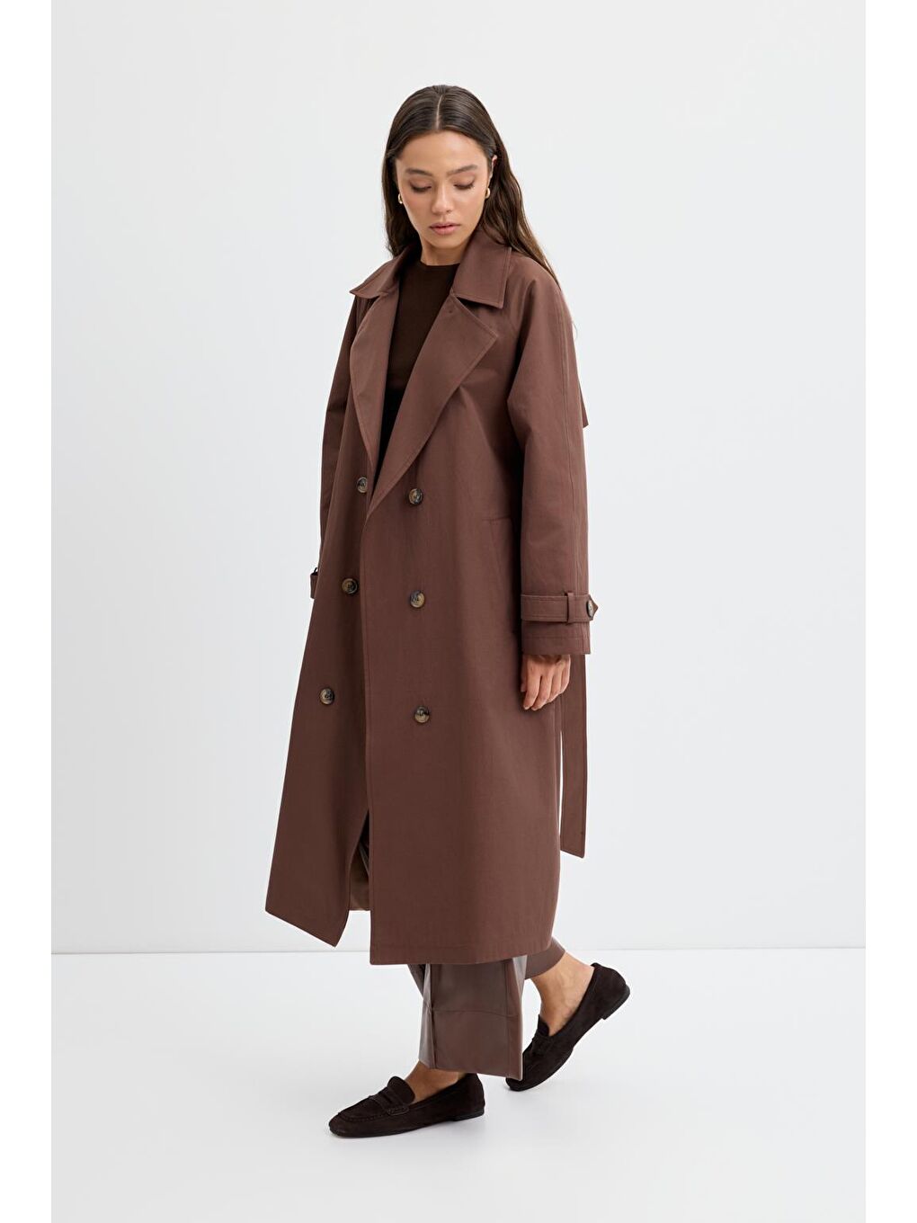 Kahverengi Kruvaze Yaka Astarlı Uzun Trençkot Kahve-2
