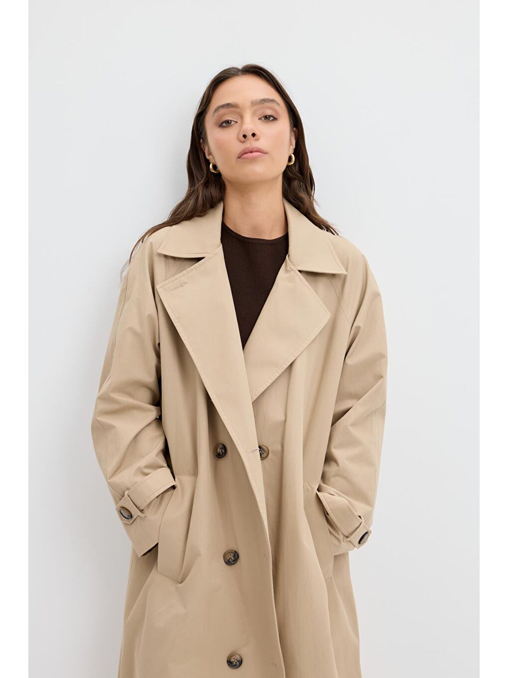 Bej Kruvaze Yaka Astarlı Uzun Trençkot Taş-3