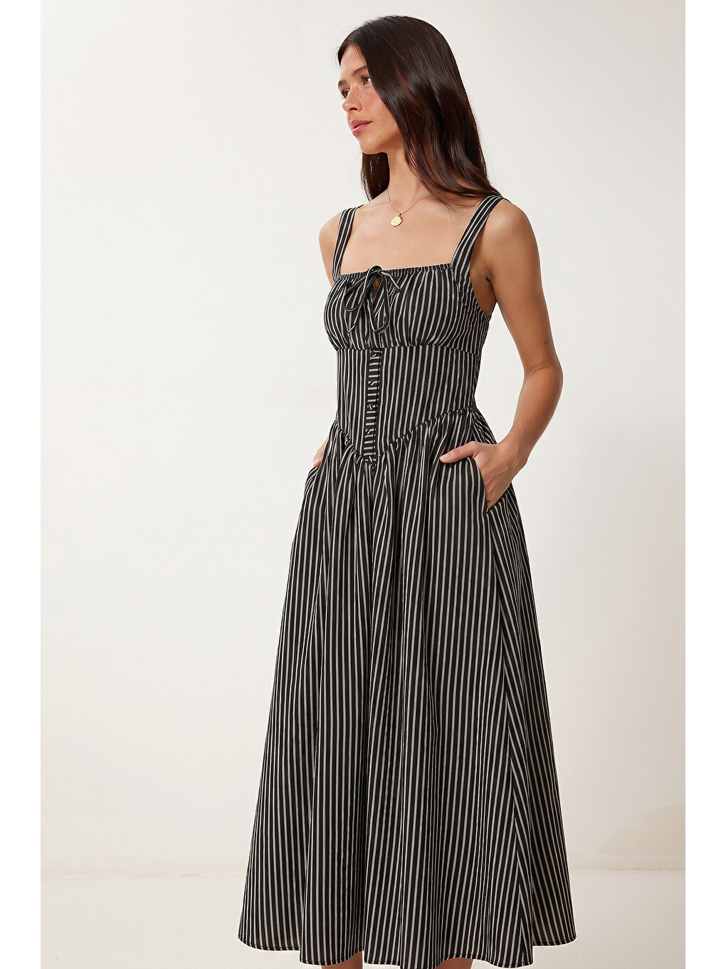 Siyah Çizgili Korse Görünümlü Poplin Midi Elbise SİYAH LUB0374-2