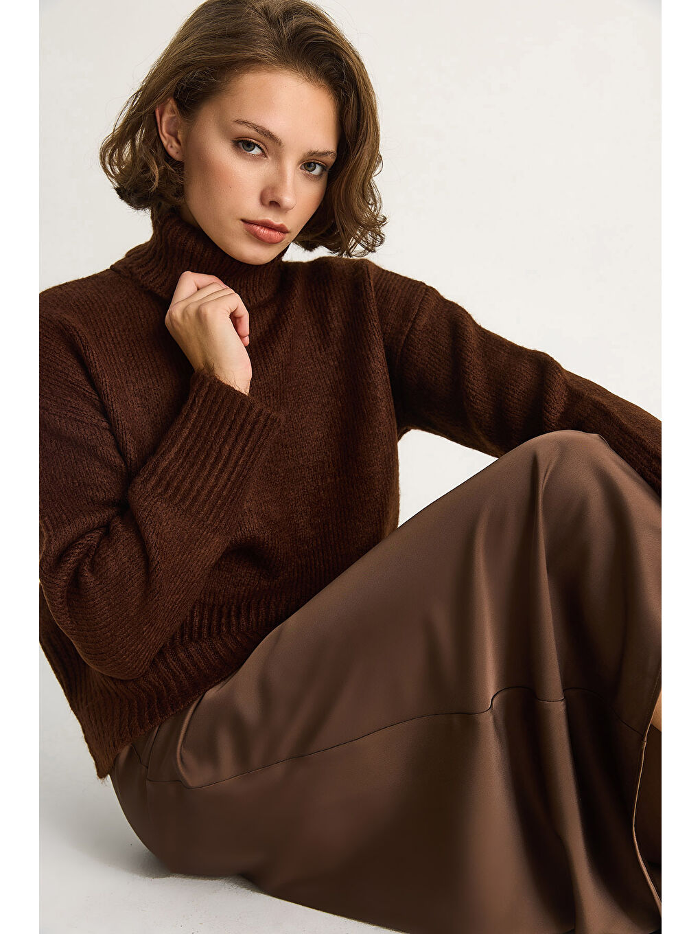 Kahverengi Kadın Balıkçı Yaka Kazak-1