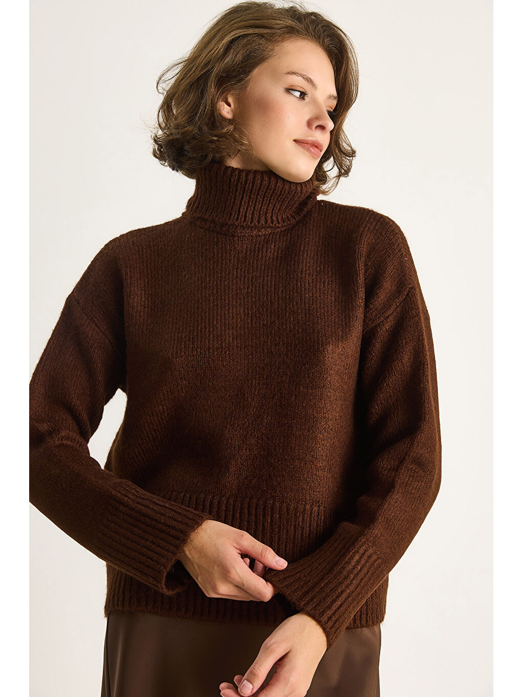 Kahverengi Kadın Balıkçı Yaka Kazak-3